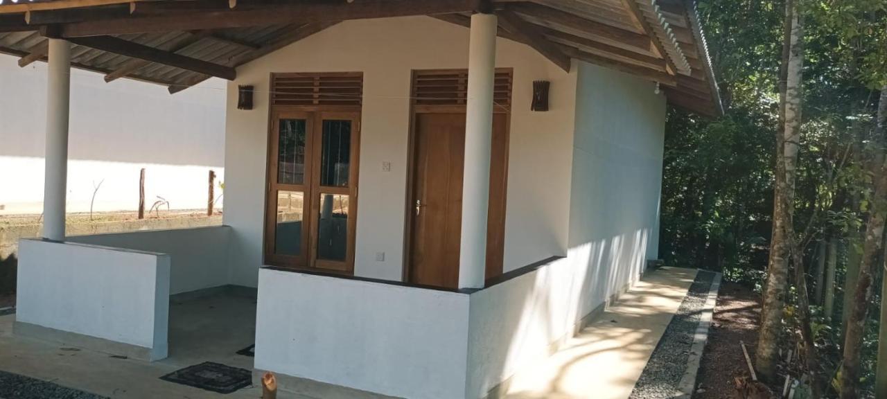 Hriketiya White Villa Диквела Екстериор снимка